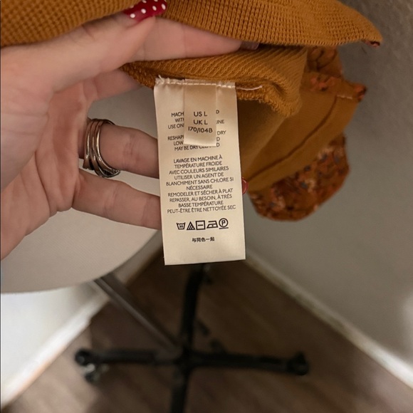 By Anthropologie Annette Top with Floral Bubble Sleeves - Picture 10 of 12